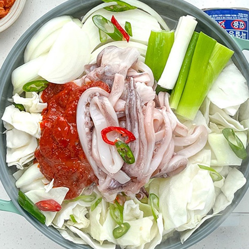 [맛있는집밥] 주문당일 생산 매콤달달 오징어볶음 밀키트 600g